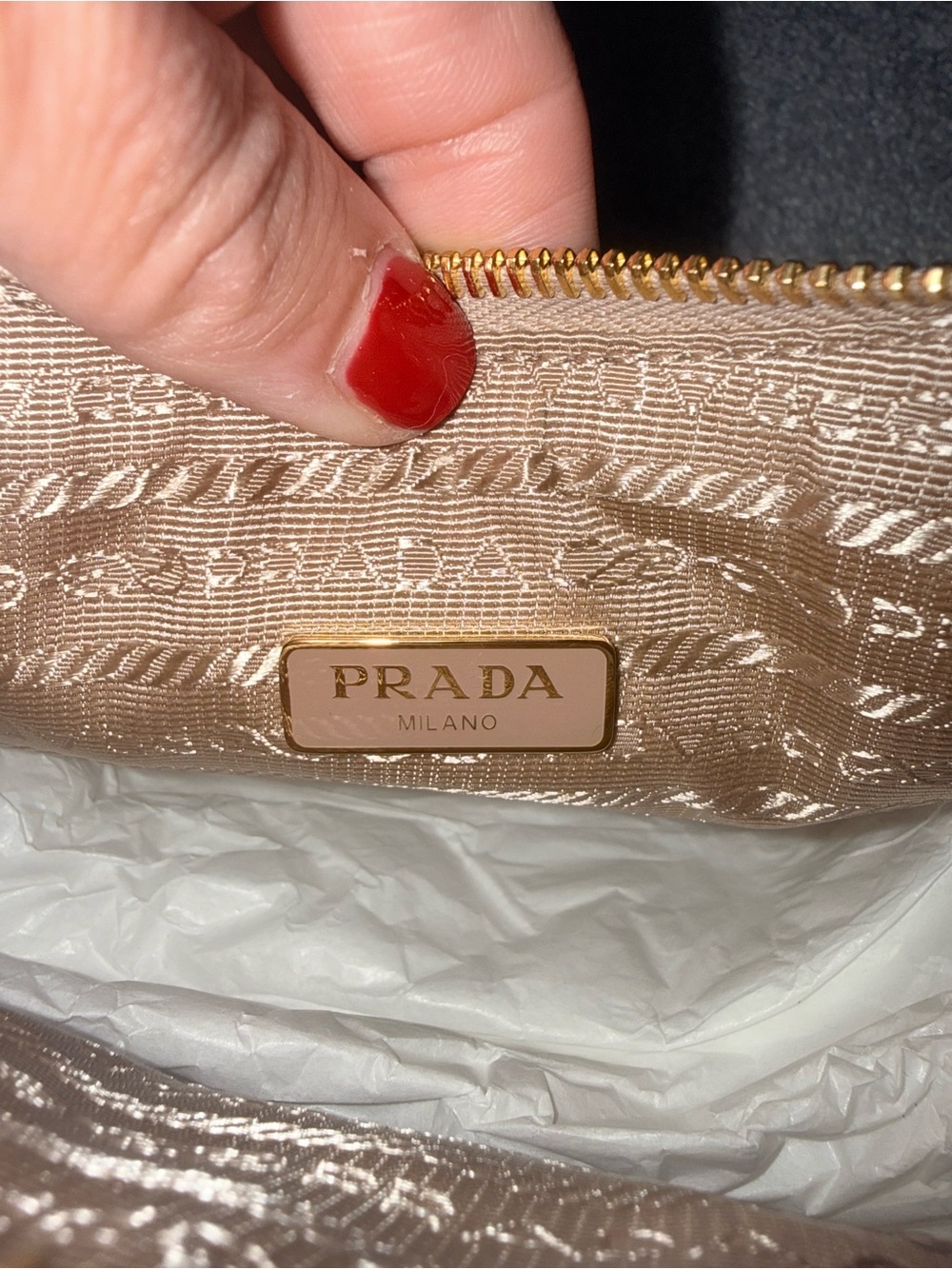 Prada Re-edition - Picture 9 of 16